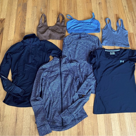 Lululemon Workout Lot of 7 Tops Sweathshirts Half Zip Sports Bra Small - Medium - Picture 8 of 16